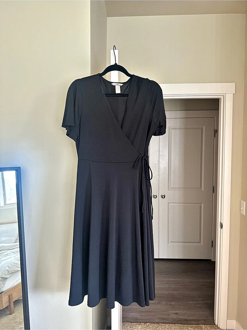 H&Medium Black Wrap Midi Dress Size Medium Like New